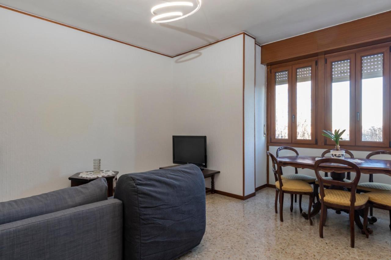 I Host Apartment - Ande 12 Milan Luaran gambar