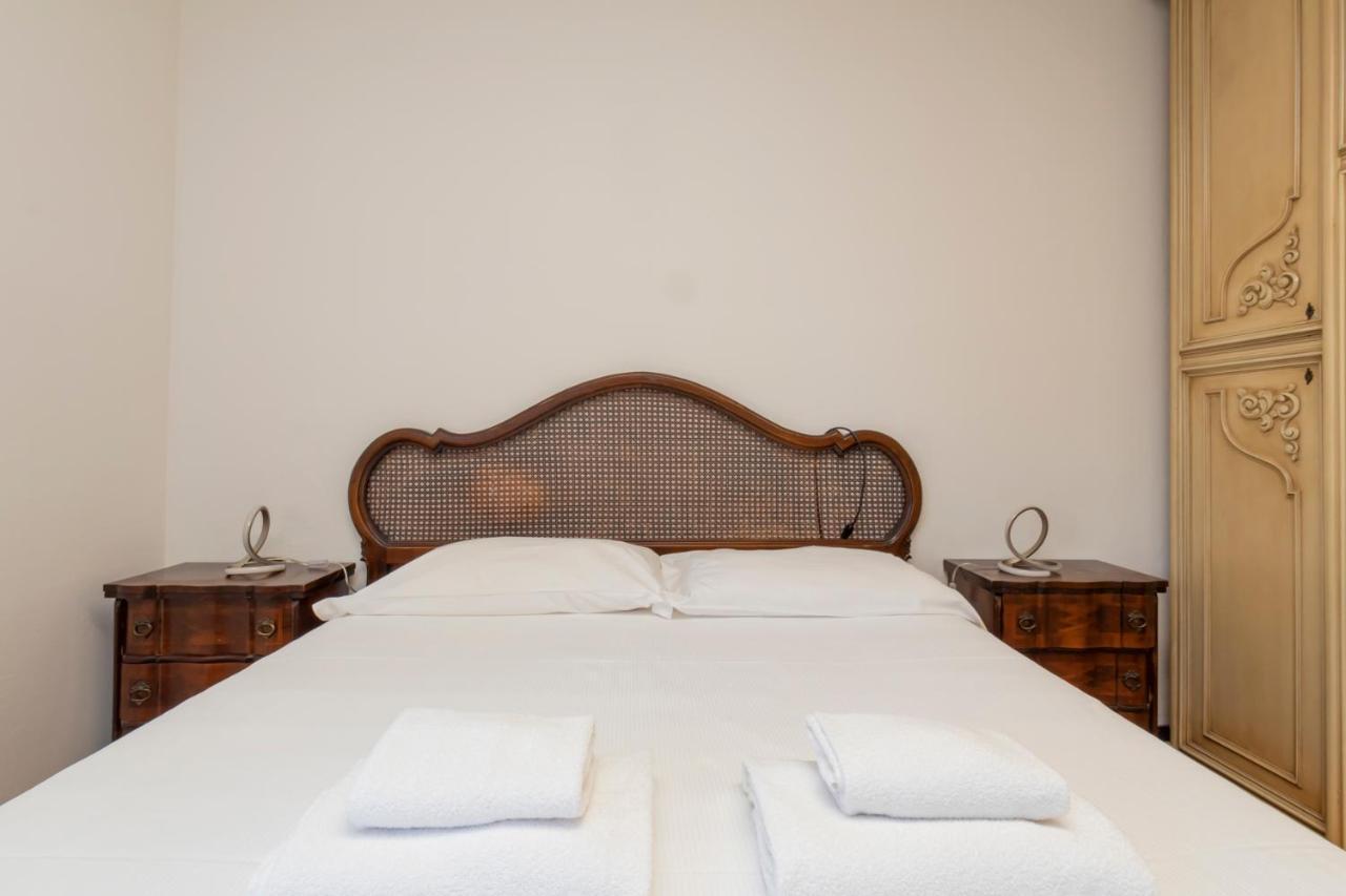 I Host Apartment - Ande 12 Milan Luaran gambar